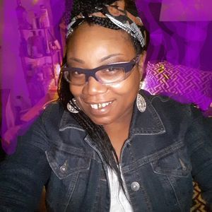 Meet your Posher, Dwanda